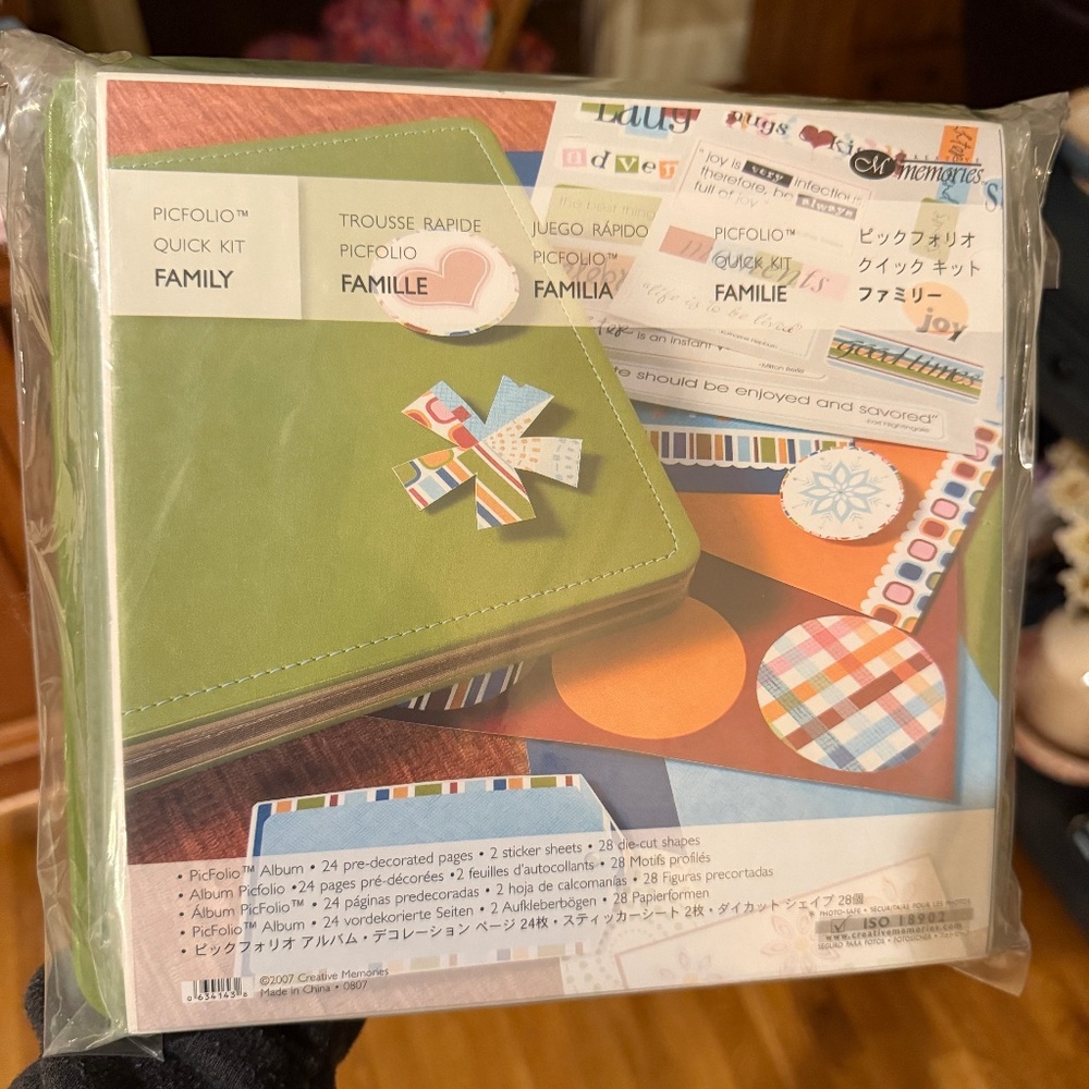 Creative Memories Picfolio Quick Kit FAMILY